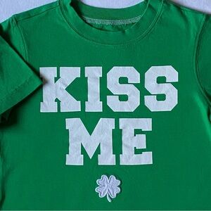 St Patrick’s Day Shirt Size 5 Kiss Me I’m Irish Green Boys Girls Clover Lucky